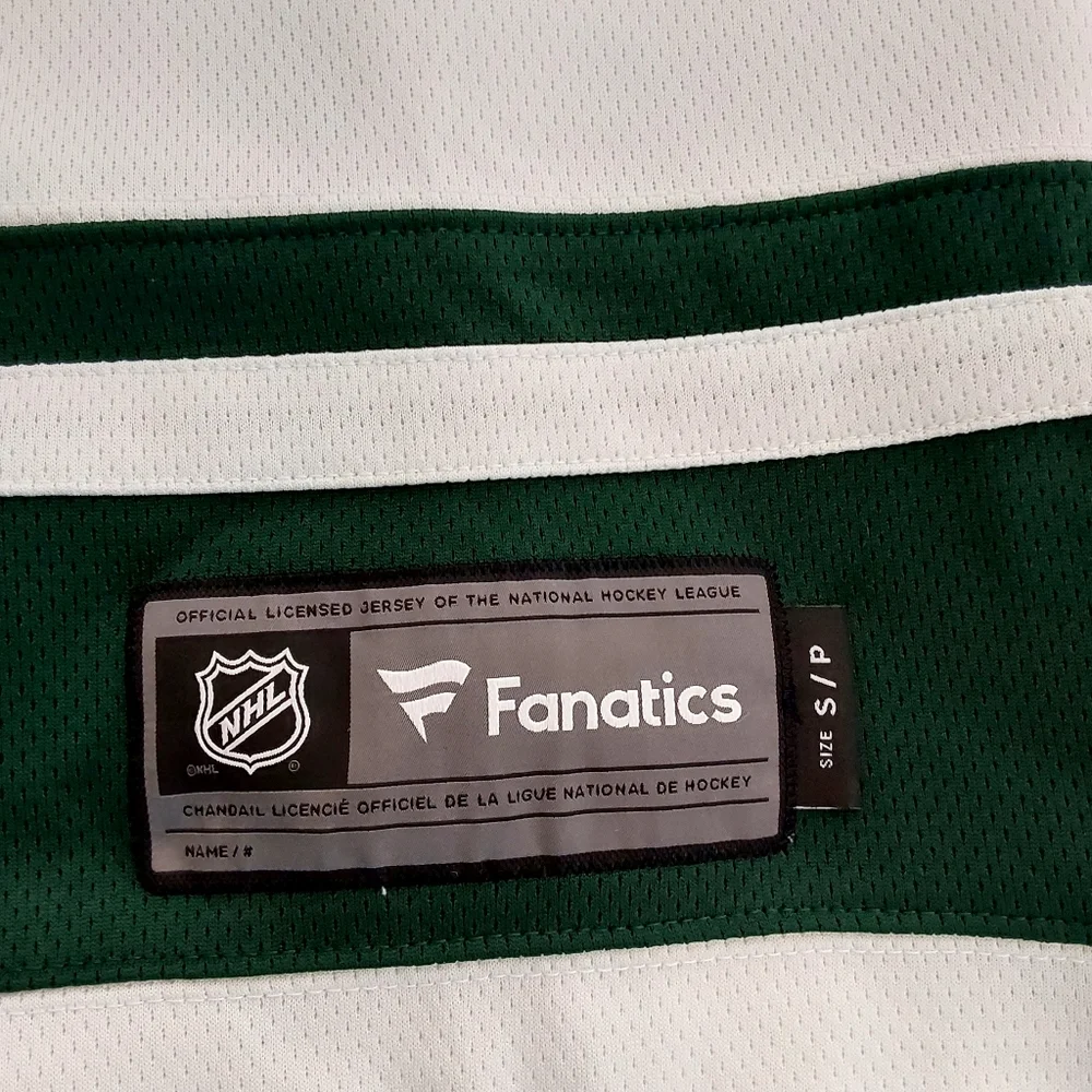 Fantastic SUTER Minnesota 20 Ryan  Jersey, - Picture 8 of 14